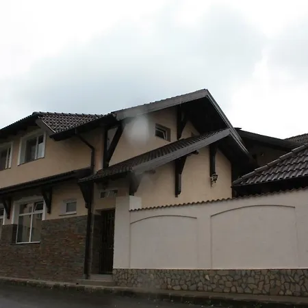 Casa Ianis Casa de hóspedes Braşov