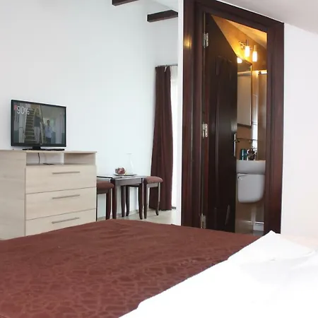 Casa Ianis