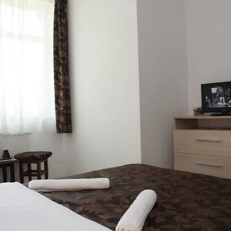 Casa Ianis 2*